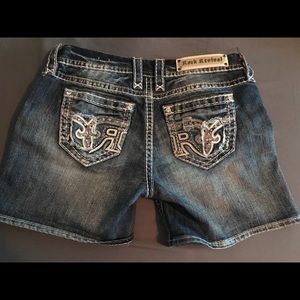 NEW LISTING‼️ ROCK REVIVAL JEAN SHORTS